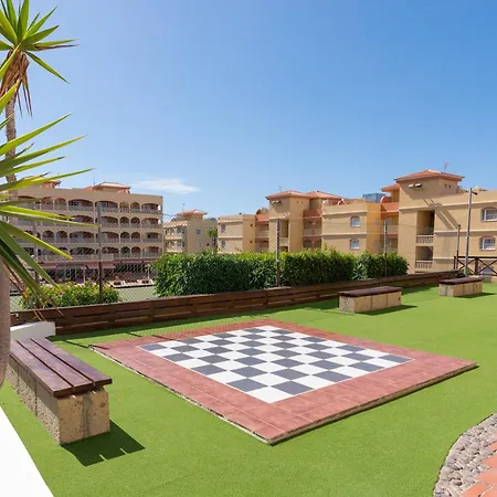 Апартаменты Alba Vista - Albatros Park In Golf Del Sur Tenerife - Heated Pool & Teide View Сан Мигель